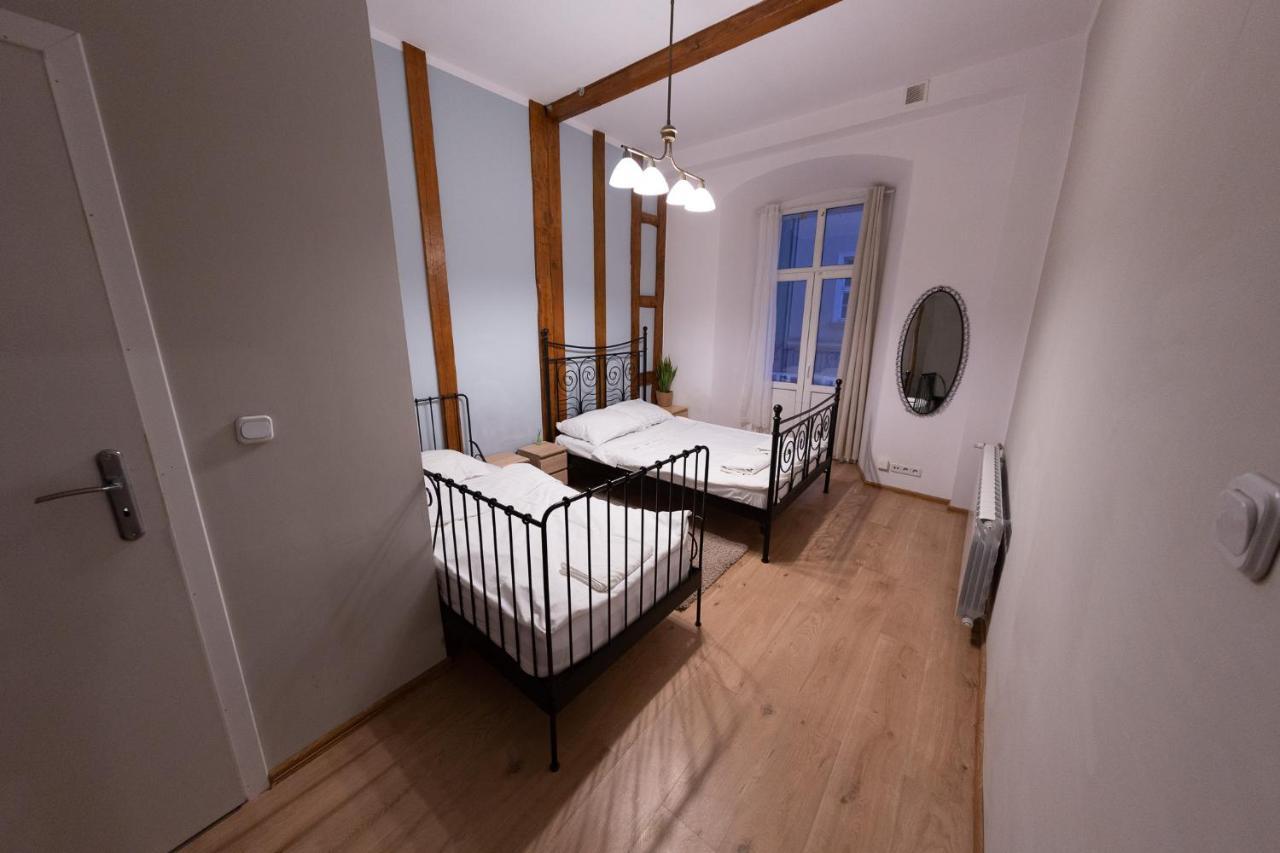 Apartment Sweet Dreams