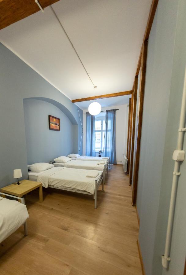 Apartment Sweet Dreams